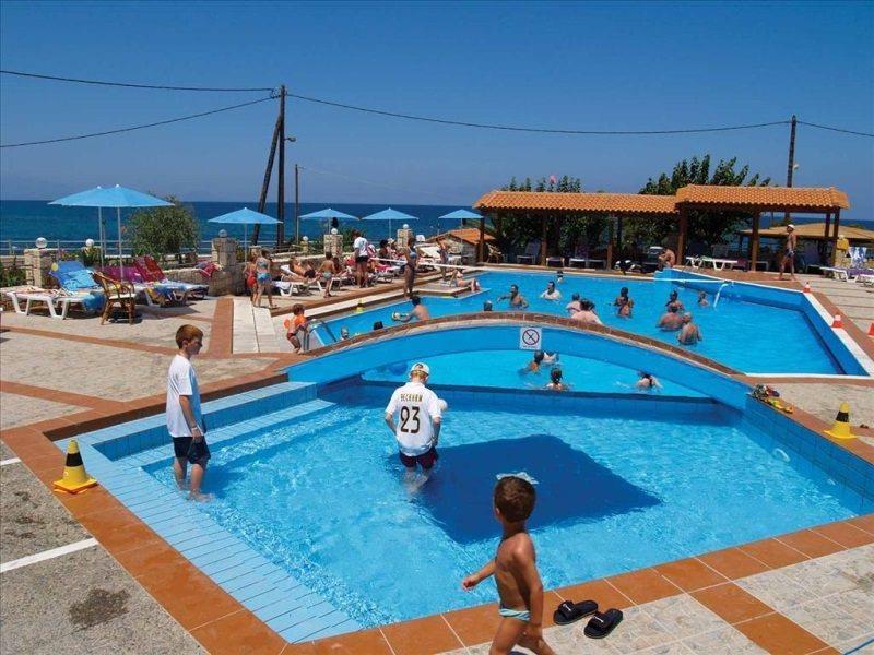 Begeti Bay Hotel Skaleta Exteriör bild